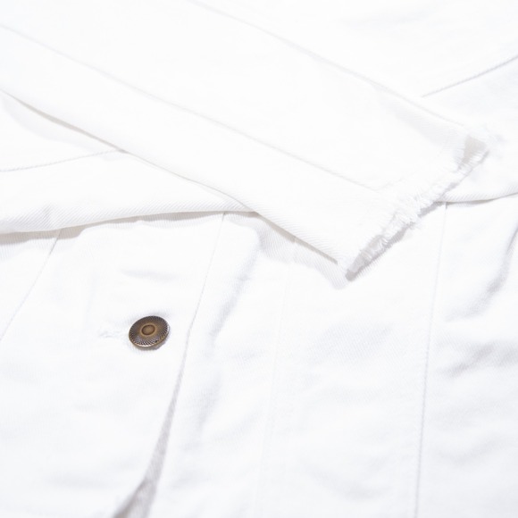 C&V Chelsea Violet White Denim Jacket Raw Hem Frayed Cropped Size M - Picture 7 of 10